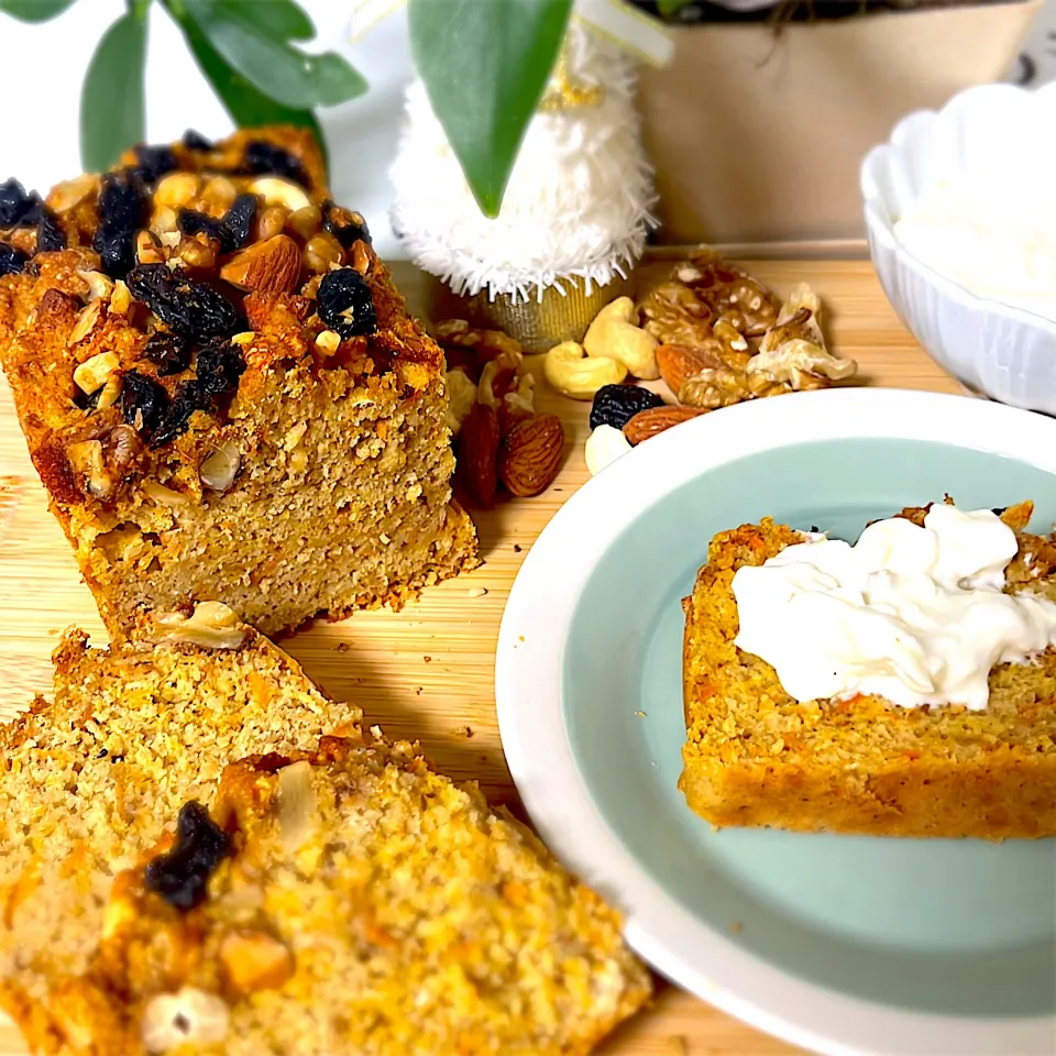 おからオートミールのキャロットケーキ|ルルさん