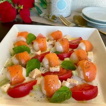 Snapdishの人気料理写真:カブnoサーモン巻きサラダ