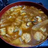肉団子と大根レタスのチゲ風スープ|たまさん