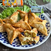 じゃがいもと納豆のカレーサモサ　餃子の皮で|ゆーこどんさん