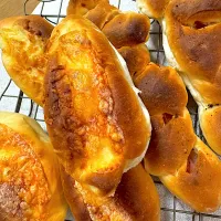 明日のパン|Tomoko  Kawaharaさん