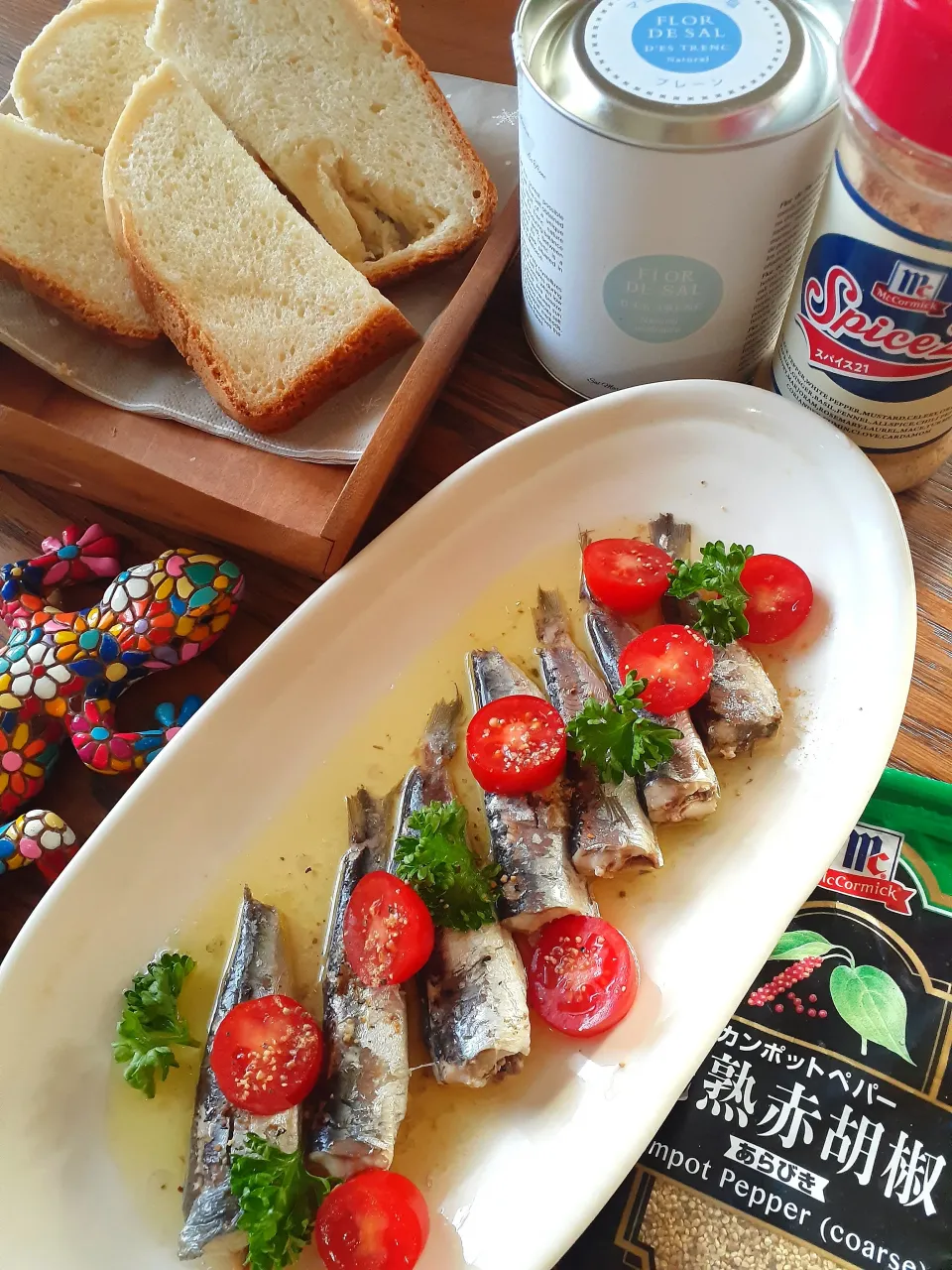 オイルサーディンとホームベーカリー食パン🍞|fumfumさん