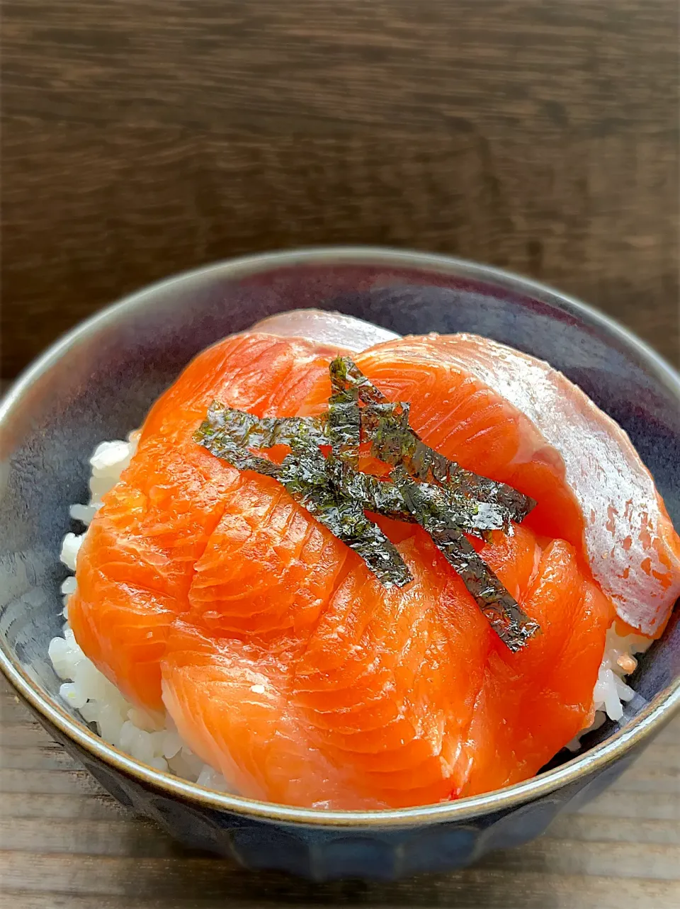 釣り魚🎣ビワマス丼|9421beruさん