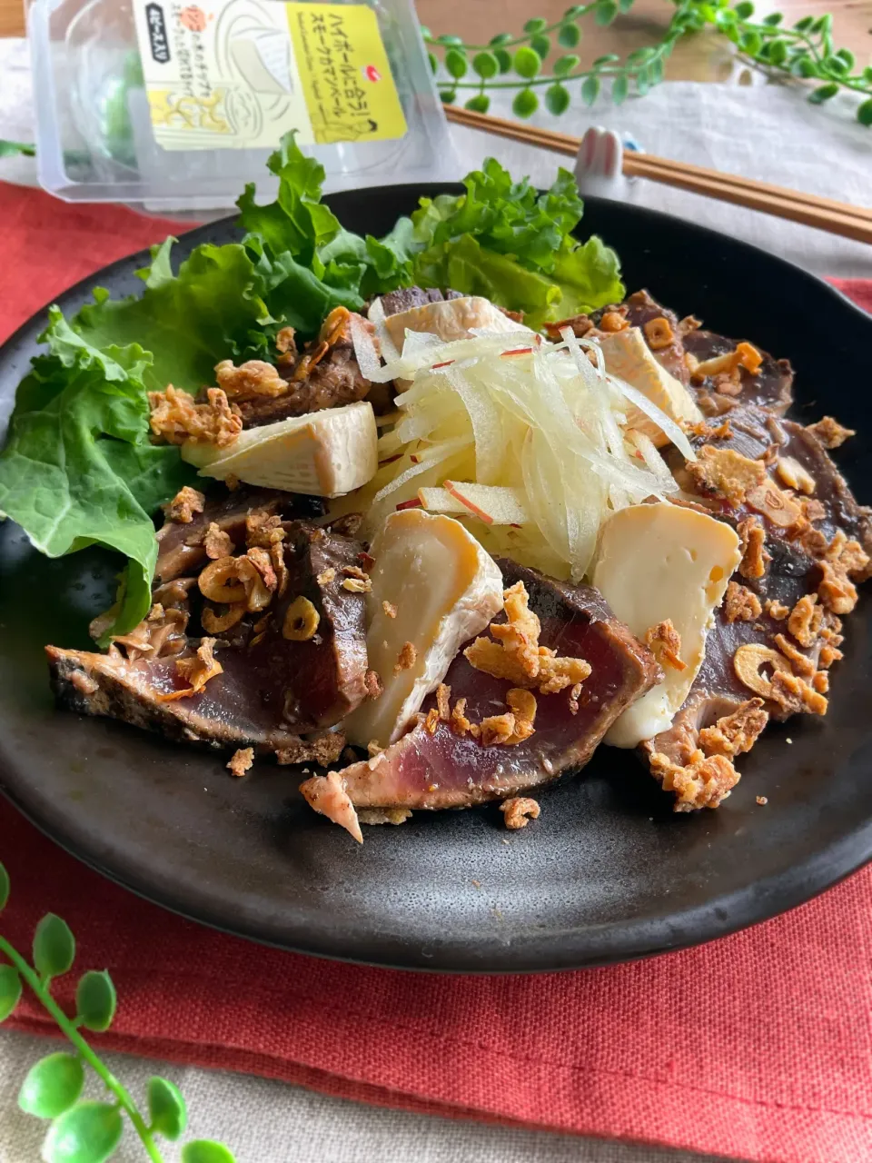 スモークカマンベールとかつおのサラダ|スイーツポテトさん