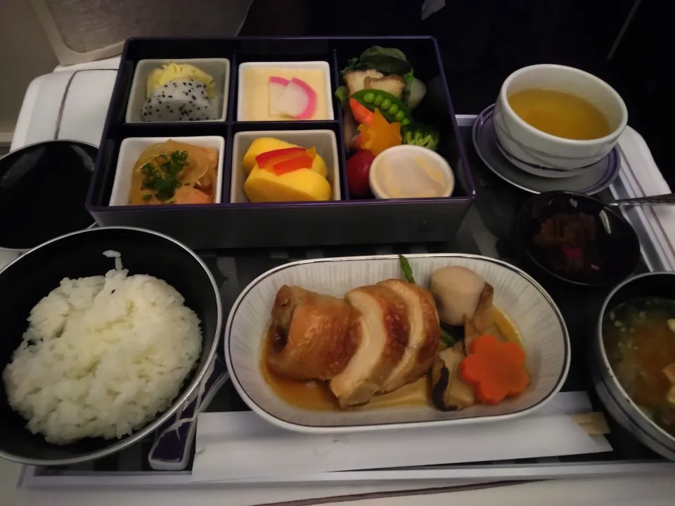 タイ国際航空　日本食弁当😊|Mitsuhiro.Sさん