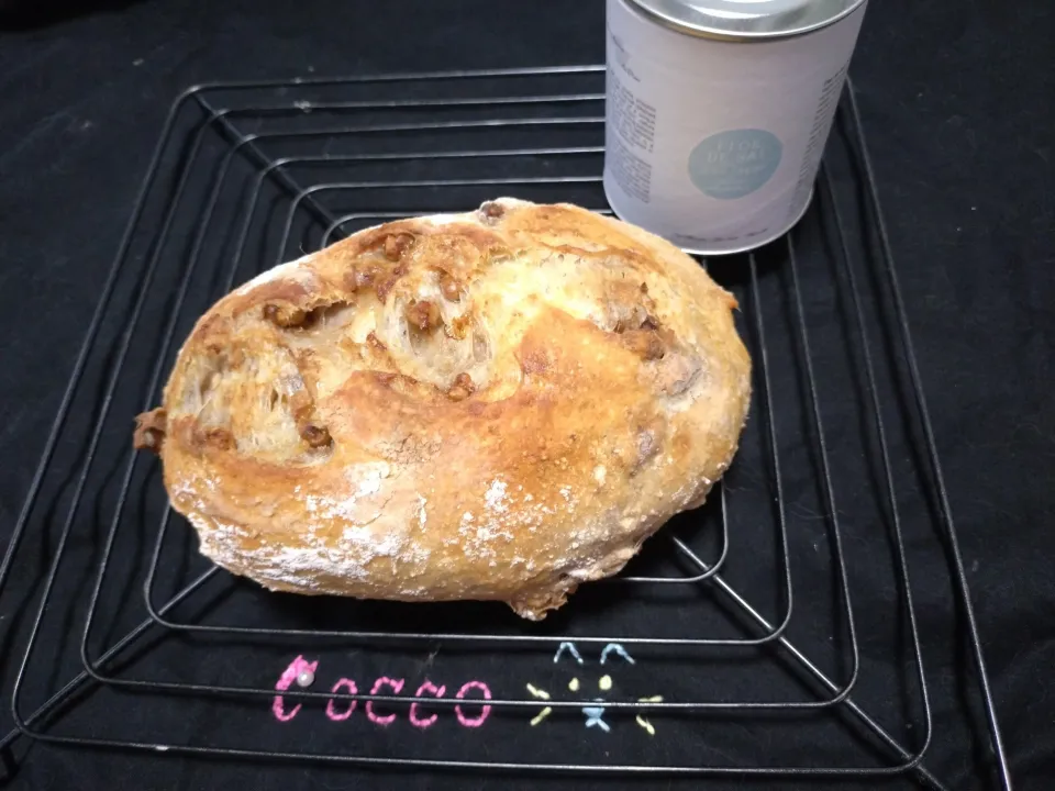 朝日が似合うシリーズ・スペインのチャバタ〜くるみのパン・デ・クリスタル✨|cocco+さん