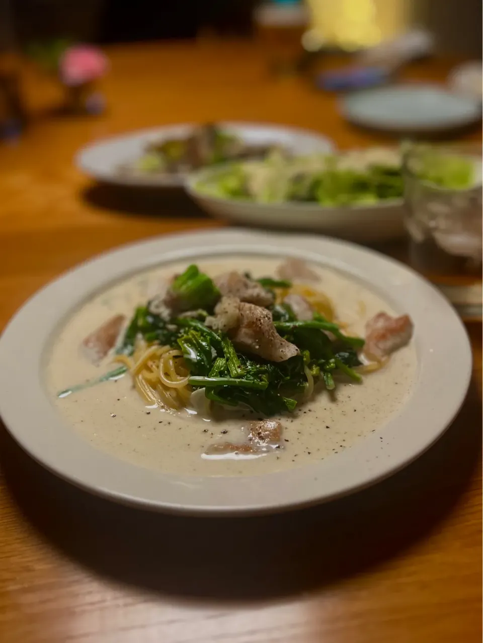 12/21の夕食　ほうれん草と豚のクリームパスタ|yoneさん