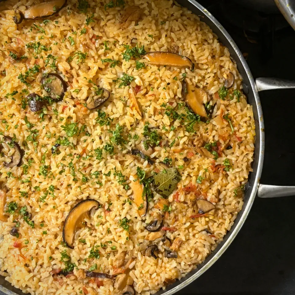 チキンときのこのパエリア|まる(丸大豆)さん