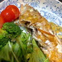 小ぶりのノドグロがお安く出てたので、オリーブオイル焼きにしました🤗💕|てるみさん