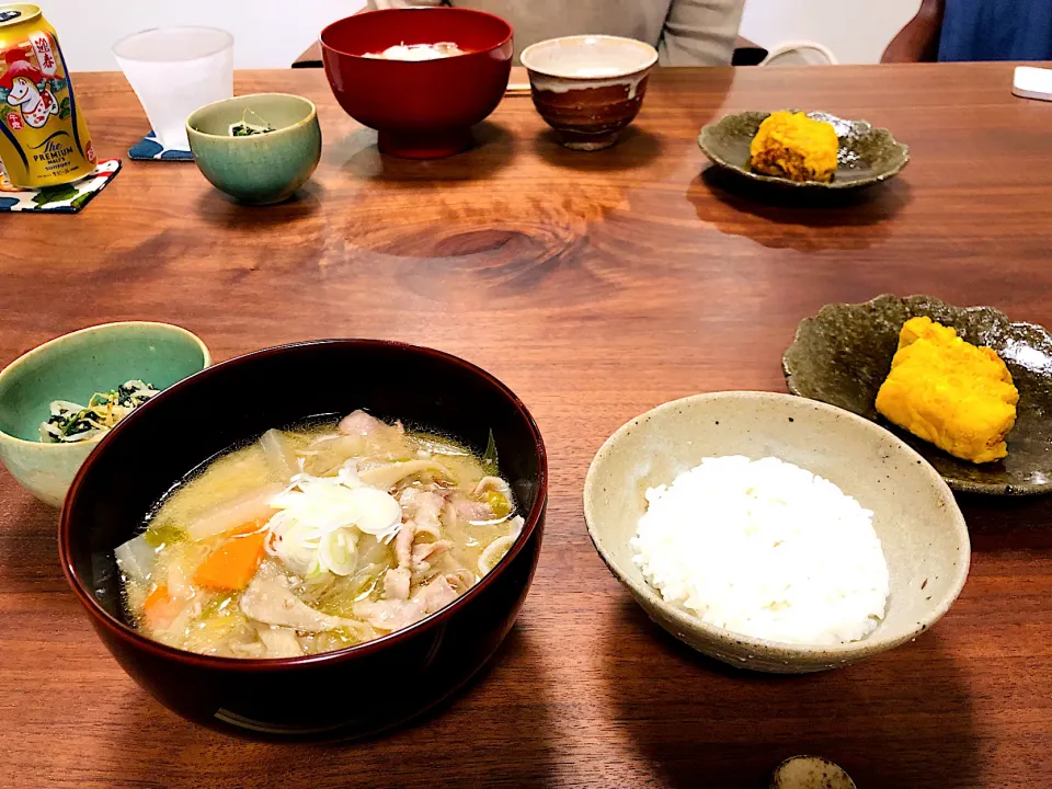 豚汁、玉子焼き、ほうれん草ともやしの胡麻和え|タロッカ主夫見習いさん