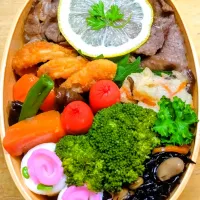 レモンステーキ弁当🍱|にゃん(=^・^=)さん