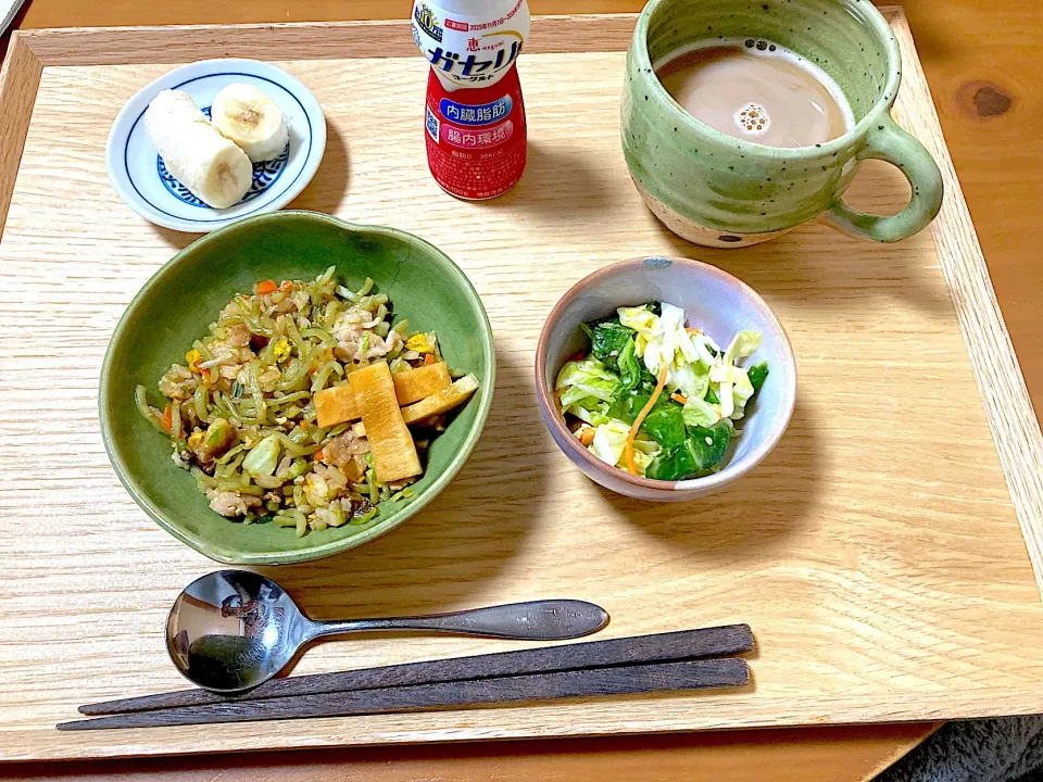 茶そば飯♡大根粕漬け♡キャベツコールスロー♡米糀ミルク入りたんぽぽ珈琲♡食前バナナ♡ヨーグルトドリンク|さくたえさん