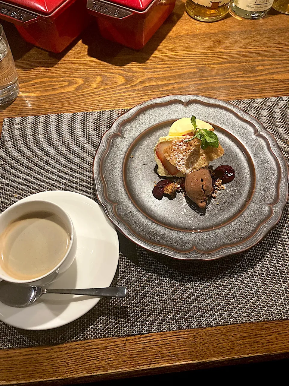 苺のレアチーズケーク、ショコラのソルベ　コーヒー　（実況中継終了）|なびさん