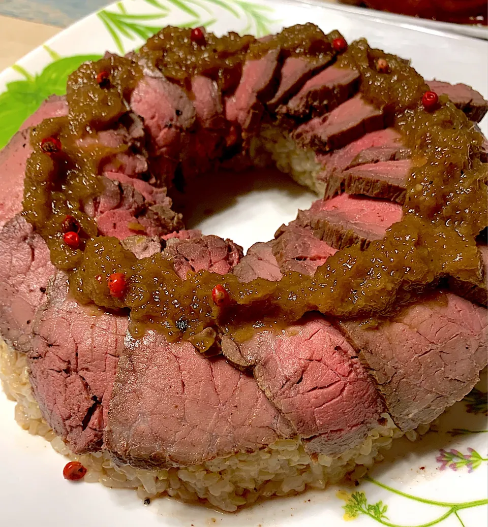 ローストビーフ寿司🎄|みっこちゃんさん