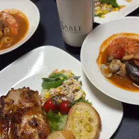 クリスマスイブ🎄夕食　　　　　　　　　　　　　あじまるを使用してのチキンステーキ|サチ😊さん