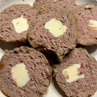 チーズ🧀In ハンバーグ|henryさん