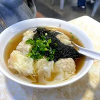 鮮蝦雲吞紫菜麵| skyblueさん