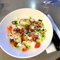 MJ 23スポーツバー＆グリルのBLTサラダ| kazuさん