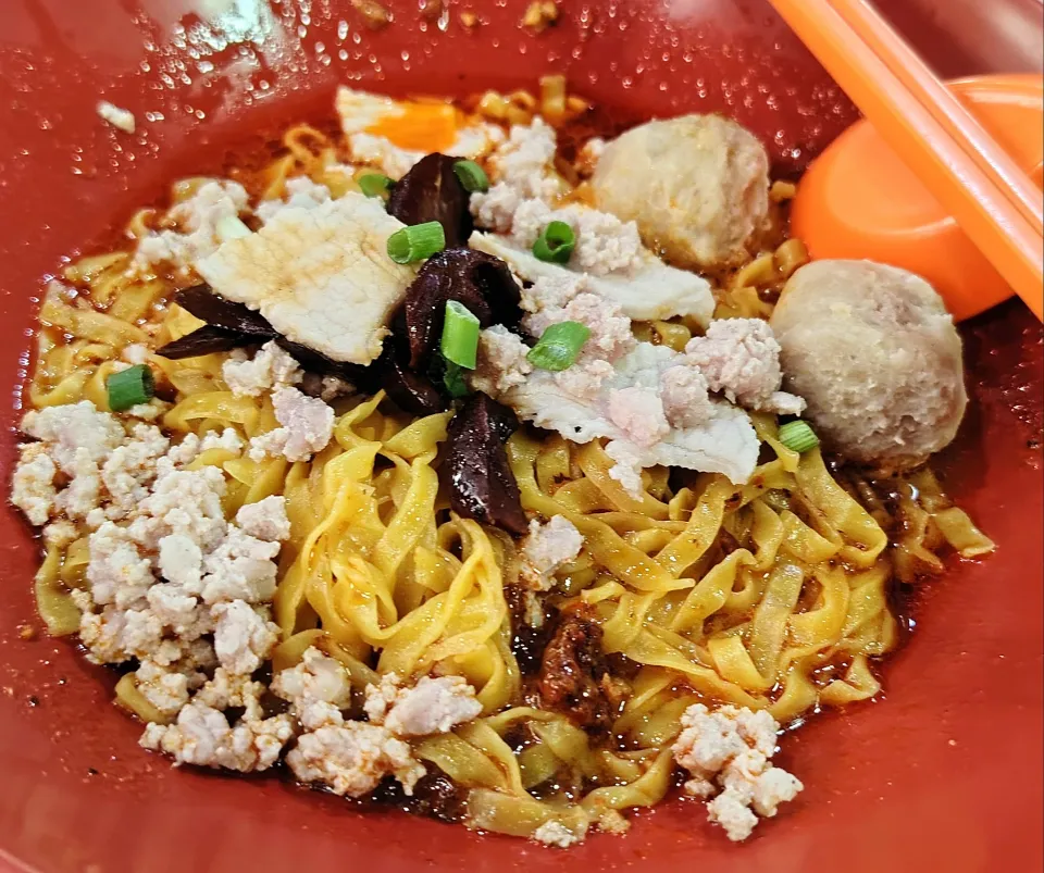 Minced pork noodles 🍜🐽😋😍|🍒lynnlicious🍒さん