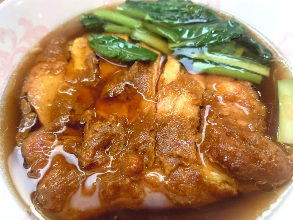 【1948年創業】 
中国料理 華興 
豚肉ロース唐揚げソバ (1,200円)
―麺少なめ
＠西巣鴨4分 
(JR板橋駅から徒歩10分)
25346
〈醤170塩57噌󠄀26タ12昆9出17 F18冷27混5つ3焼1ポ1〉|大脇さん