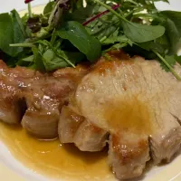 骨付き豚ロースのレモン風味|お家でbar!さん