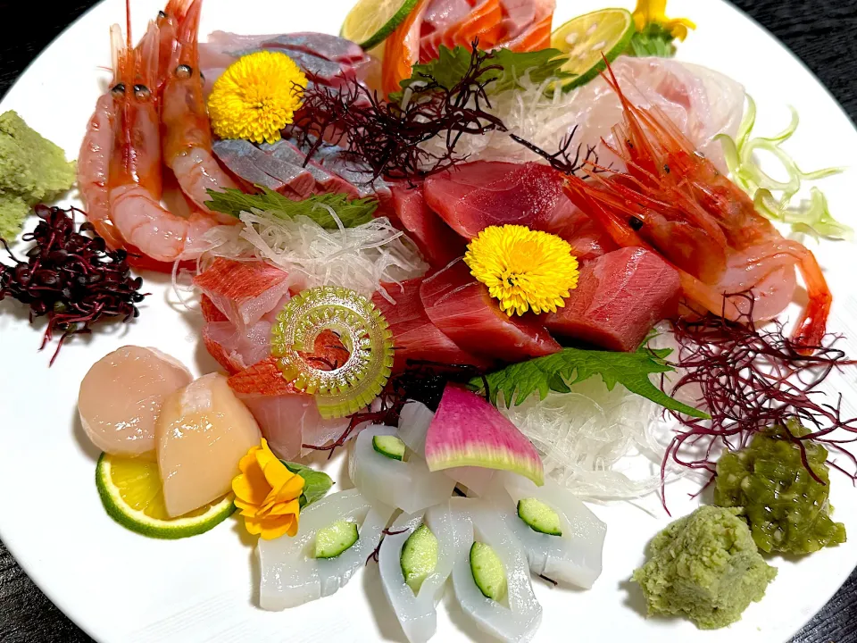 刺身の盛り合わせ|🌼𝑨𝐦𝐢🌼さん
