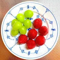 紅ほっぺ🍓シャインマスカット🎄20251225|rococoさん