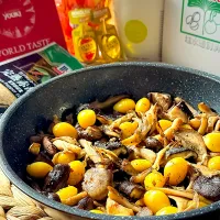 🇪🇸きのこと銀杏のアヒージョ🇪🇸|にゃんぺこさん