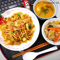 🅜🅔🅝🅤 上海ふぅ焼きそば🥢