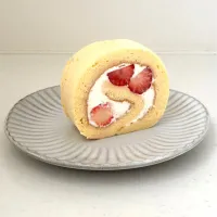いちごのシフォンロール🍓|Ｌilicaさん