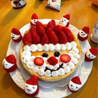 グルテンフリー✨サンタさんがいっぱいのベイクドチーズケーキ