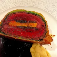 野鳩とフォアグラのパイ包み焼き|いぬさん