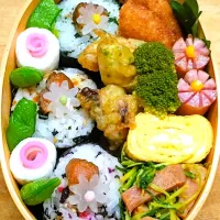 おにぎり弁当🍱|にゃん(=^・^=)さん