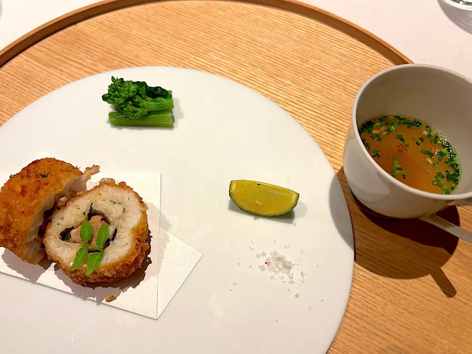 ⑤12月26日・［オープンキッチンのフレンチ🇫🇷🥰］・穴子＋フォアグラとコンソメ😊✨|山勝さん