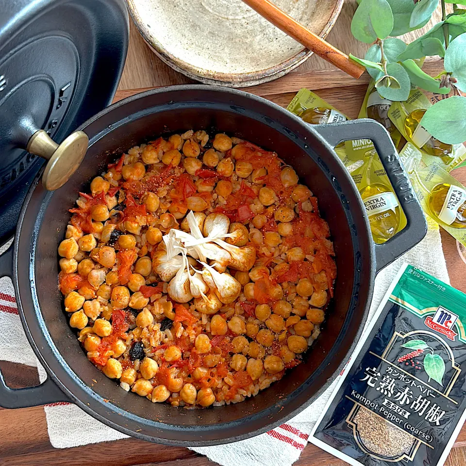 丸ごとにんにくとひよこ豆の炊き込みごはん|みずほさん