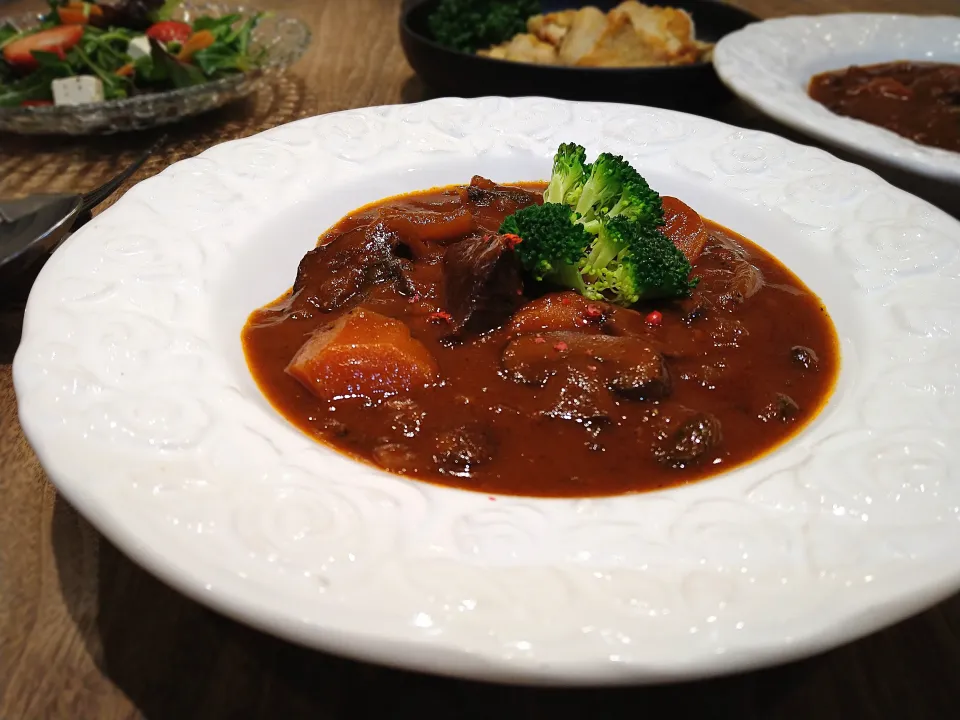 鹿肉の赤ワイン煮込み|古尾谷りかこさん