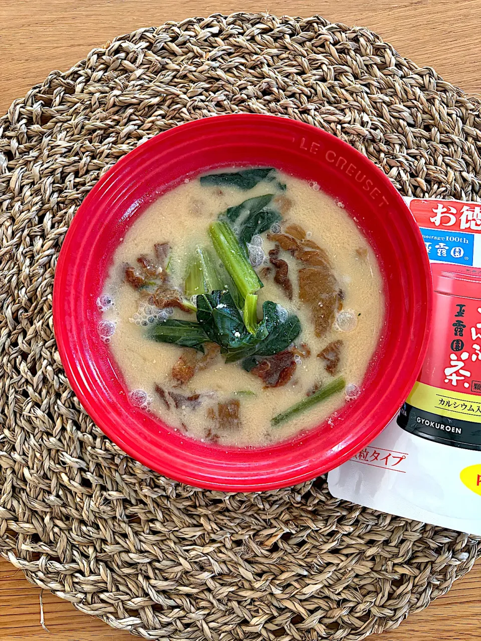 落葉きのこ🍄‍🟫と小松菜の豆乳スープ😋|kaokaoさん