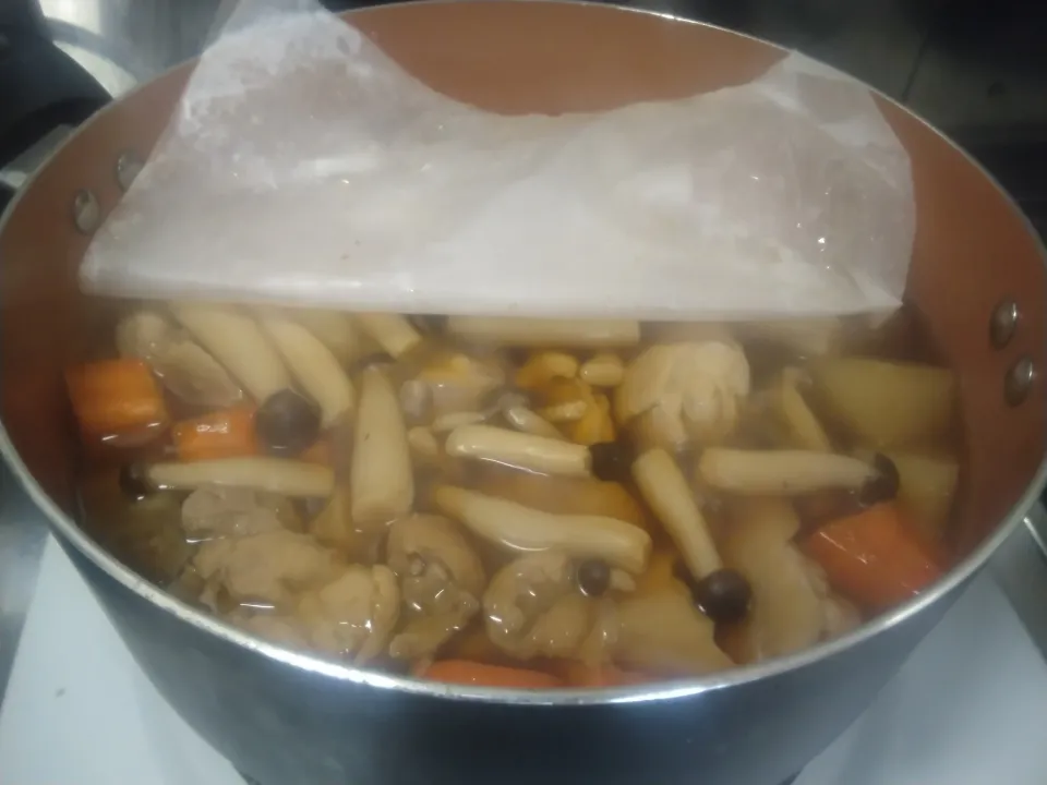 鶏もも肉入りの煮物|にんにくと唐辛子が特に好き❤️(元シャリマー)さん