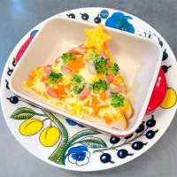 クリスマスツリーのピザトースト|mico☺︎さん