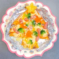 クリスマスツリーのピザトースト|mico☺︎さん