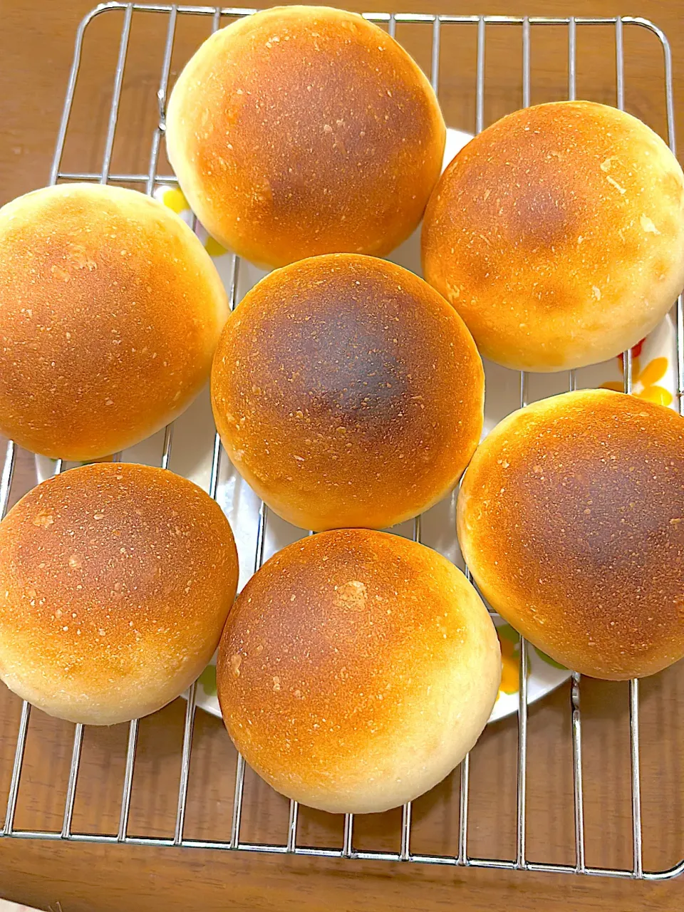 丸パン、焼き上がりぃ〜|masaさん