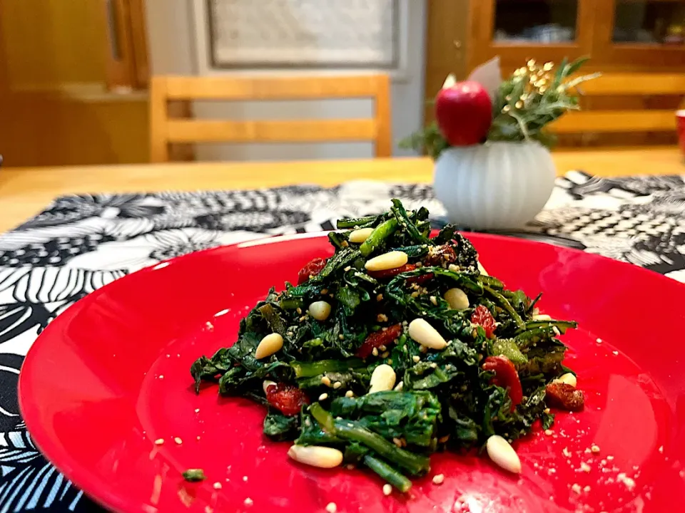 薬膳  春菊の胡麻和え|プーティさん