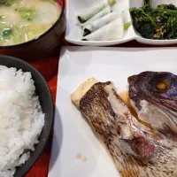 鯛のあら炊き定食|伊藤央さん