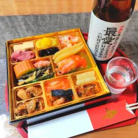 おせち料理届きました😊