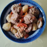 新じゃがとハンバーグの煮込み| 由紀子さん