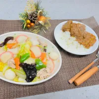 「あんかけ焼きそば＆息子作カレー」|バシュランさん