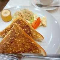 モーニング　アーモンドトースト|みゃ〜・はつさん