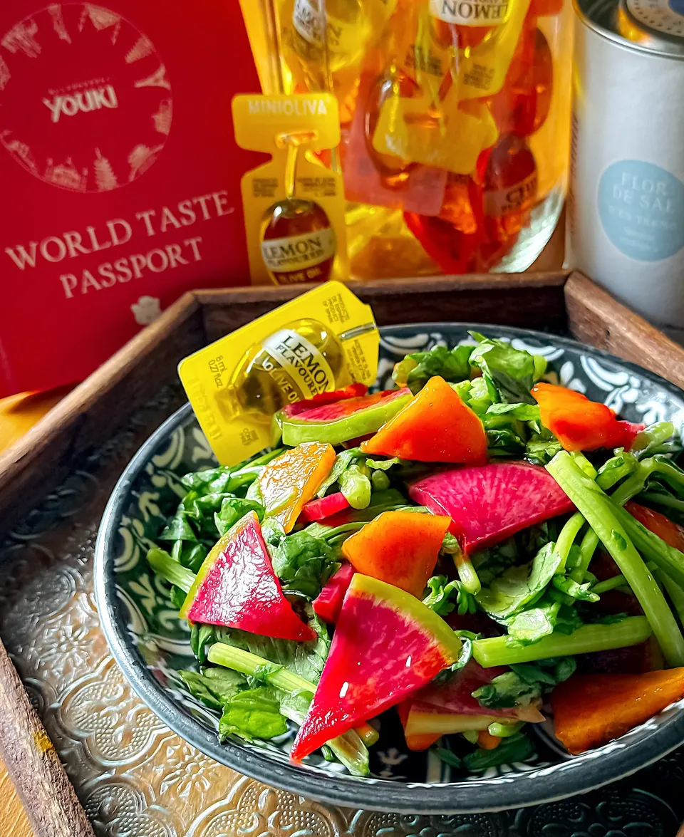 🥗紅芯大根と柿と春菊のサラダ🥗|にゃんぺこさん