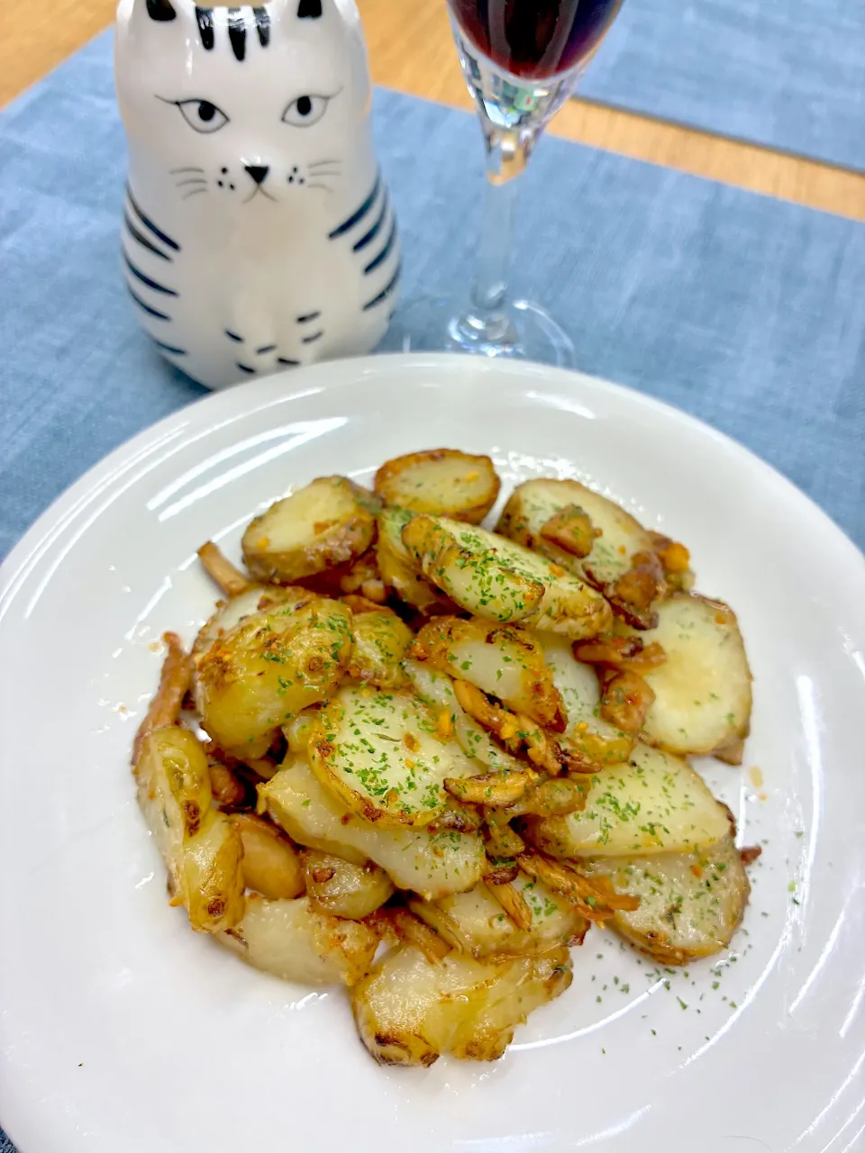 菊芋のクレイジーガーリック炒め|みほままこさん