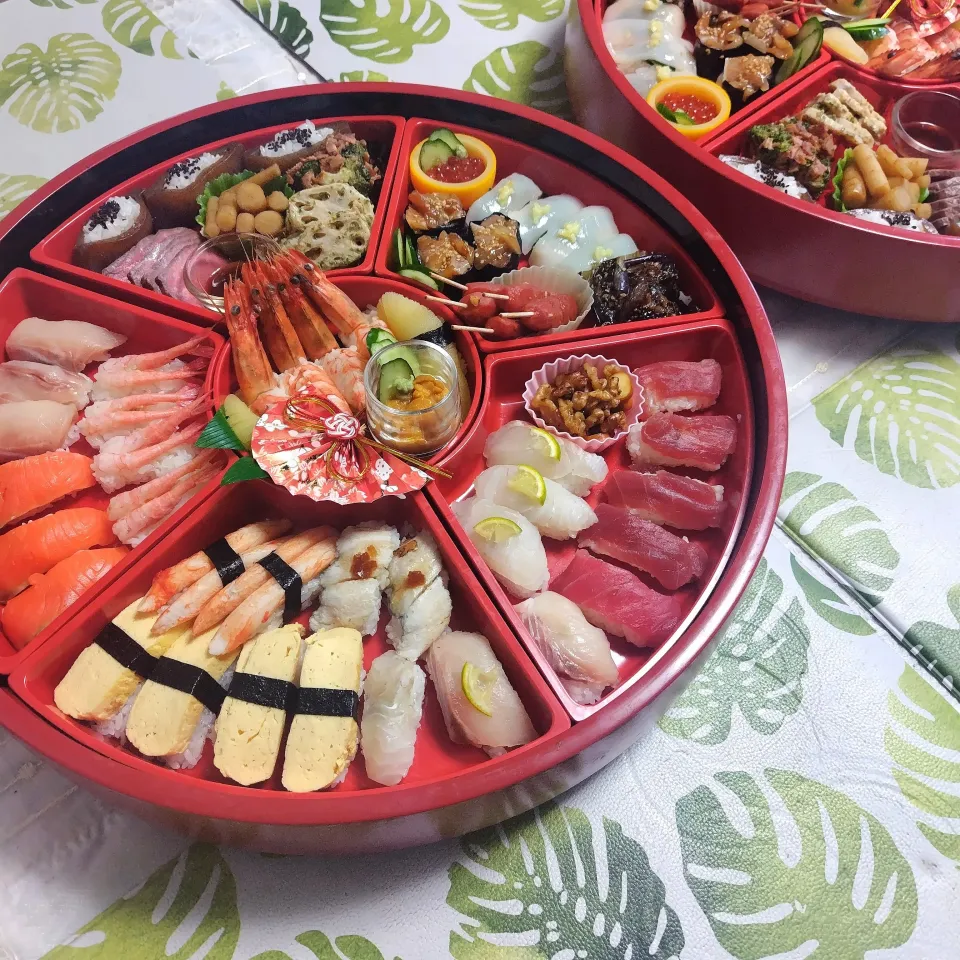 くまちゃんさんに手作りお寿司をご馳走になりました🥰美味しかったです✨感謝でいっぱいです✨|rikako♪。.:＊さん